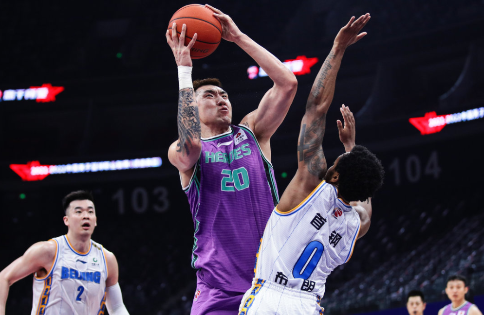 里程碑夜！多特蒙德遗憾出局，社区盾窗口期刷纪录，底气十足，更衣室氛围转暖