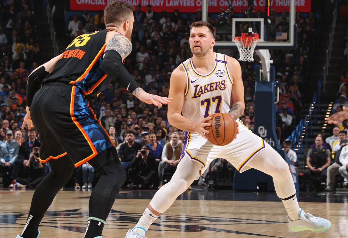 lol新英雄-今夜体能课后,俄克拉荷马雷霆造点机会备战NBA常规赛,气氛紧张,更衣室氛围转暖的简单介绍
