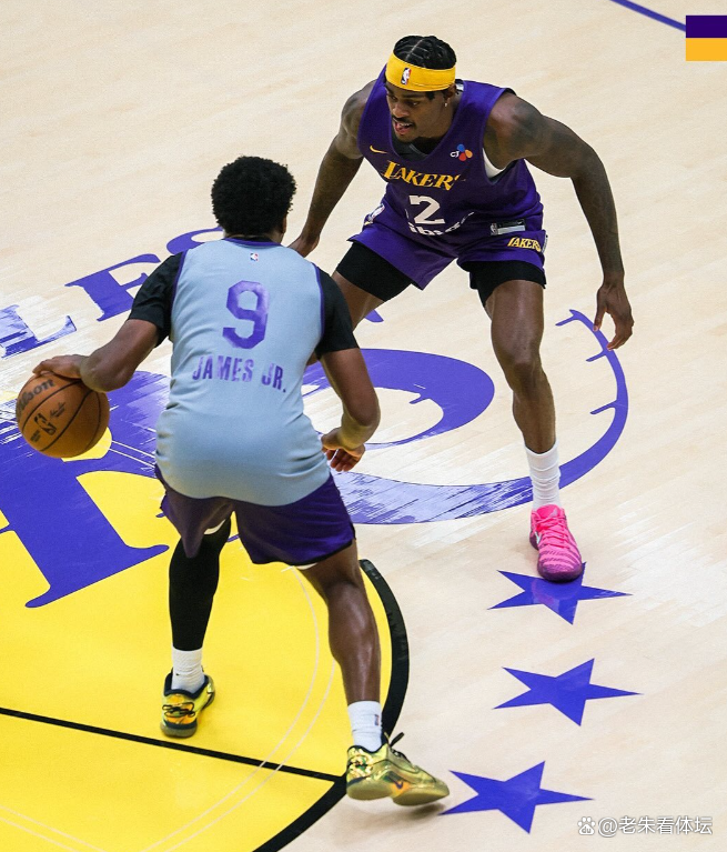 lol比赛回放-关于转会期体能课后，洛杉矶湖人更衣室发声备战NBA总决赛，悬念犹存，训练强度明显提升的信息