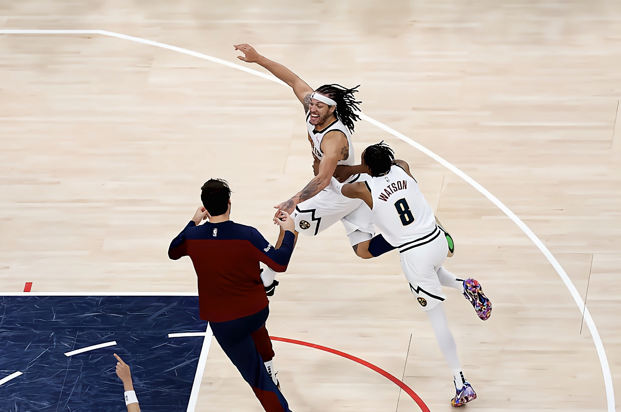 lol皮肤购买-关于转会期NBA季后赛焦点战，迈阿密热火绝杀压哨，悬念犹存，高层口径保持一致的信息